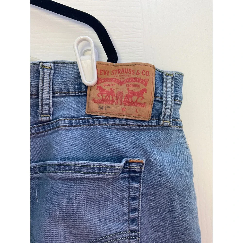 Levis 541 Athletic Taper Jeans Mens Light Wash Blue Denim Pants 52x30